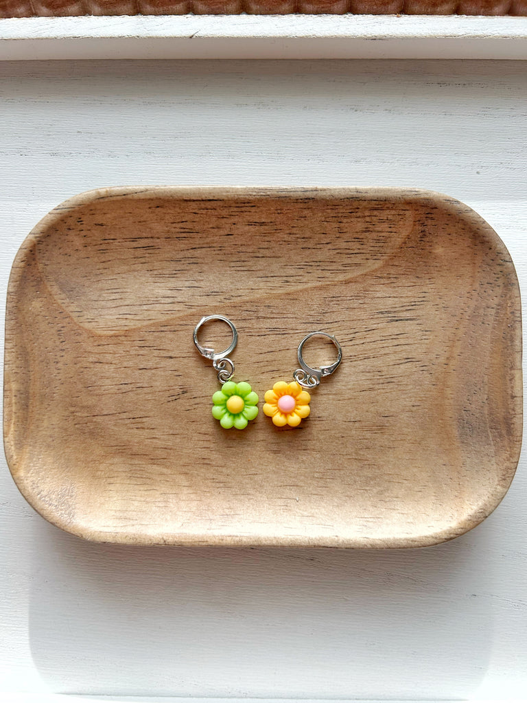 Small Flower Stitch Marker